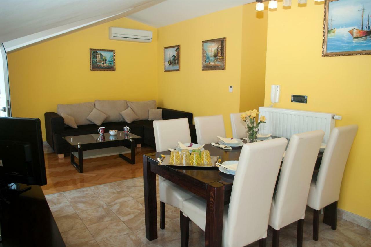 Grebaštica Beautiful Villa 6 Metres From Sea מראה חיצוני תמונה