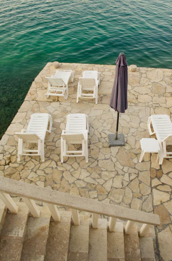 Grebaštica Beautiful Villa 6 Metres From Sea מראה חיצוני תמונה